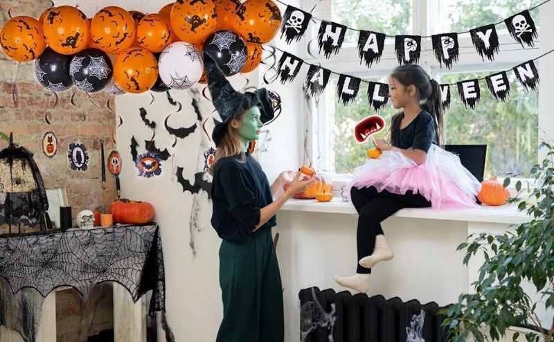 Halloween party decorations