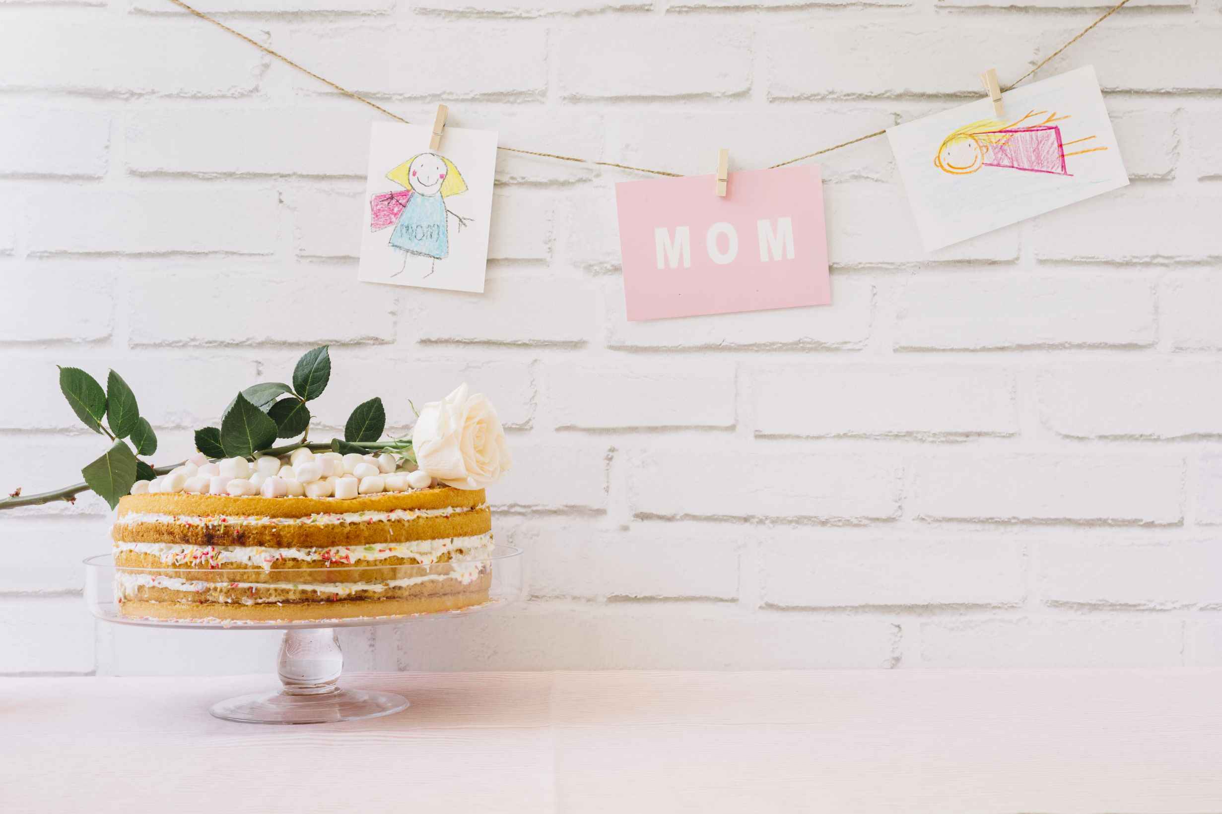 cake mother day with space right