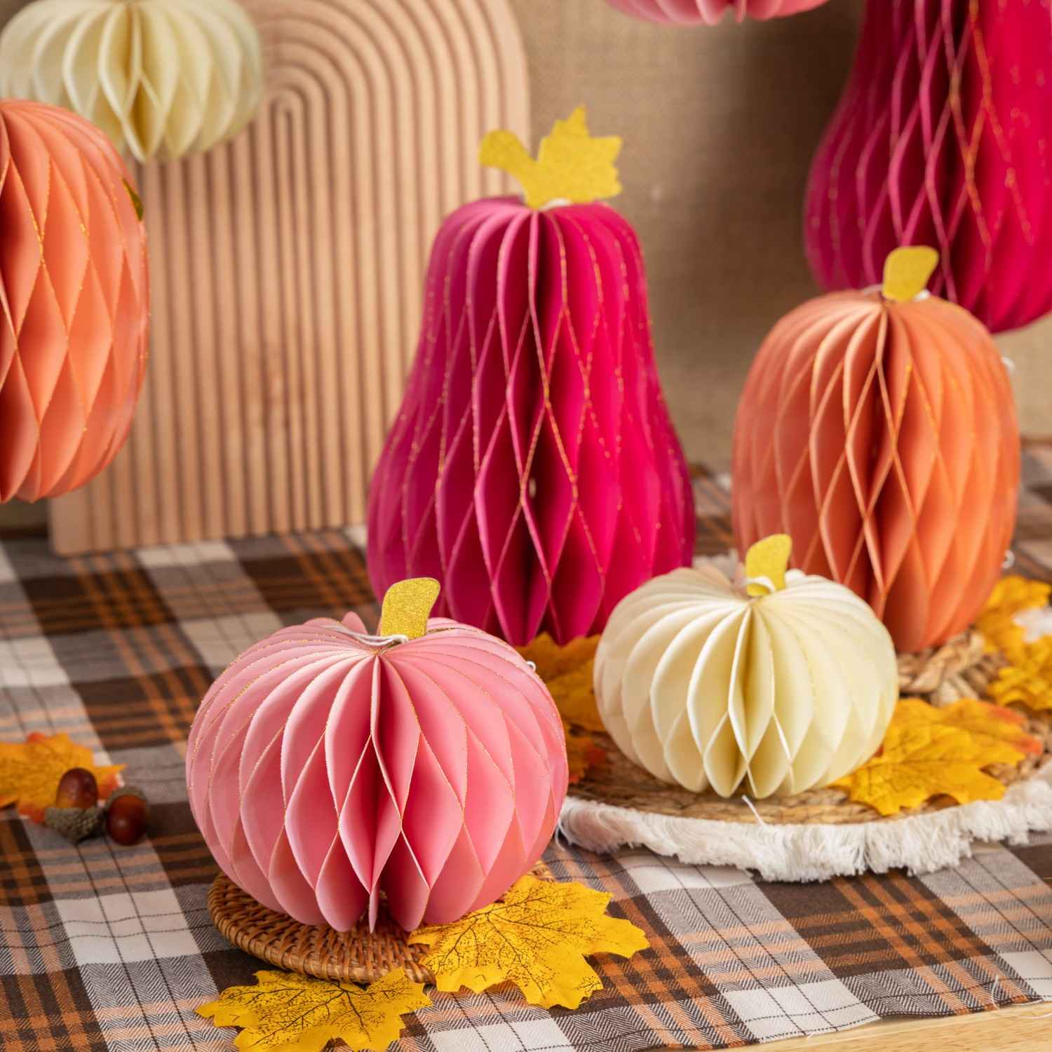 Pumpkin Honeycomb Centerpiece Pinkish