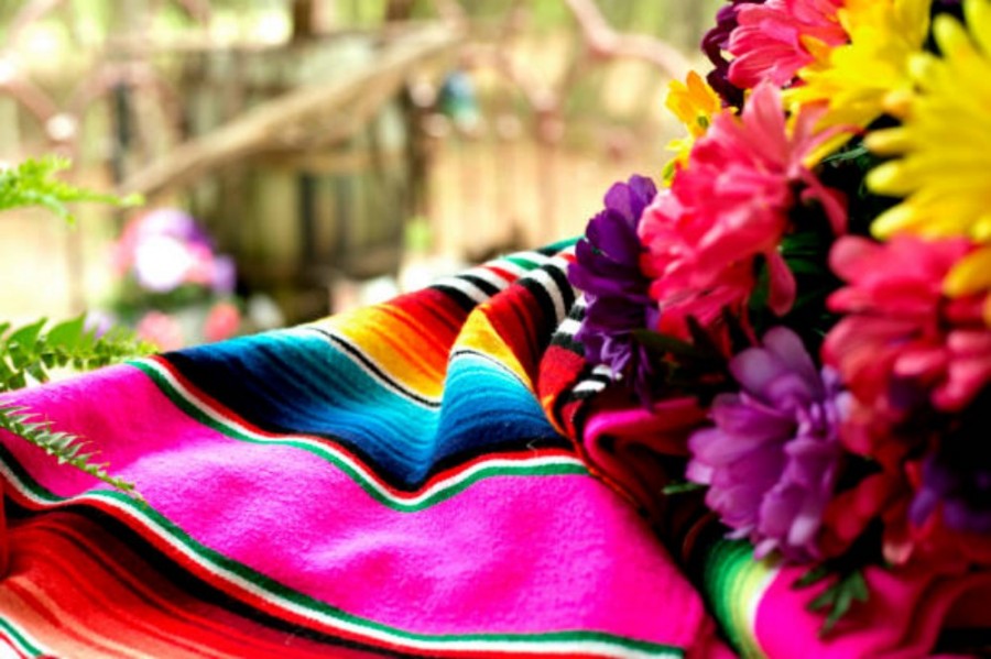 Cinco de Mayo table setting. Cinco de Mayo decoration trends